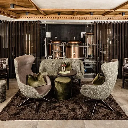 玛西亚科尼精品时尚酒店 酒店 Santa Cristina Val Gardena