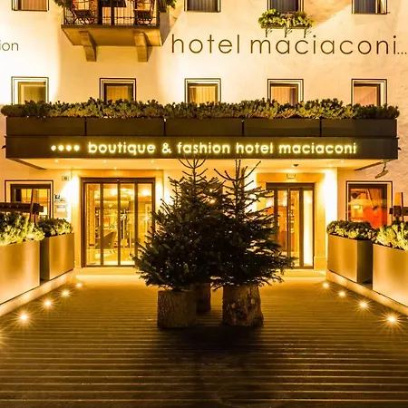 Boutique & Fashion Maciaconi - Gardenahotels Hotel 4*