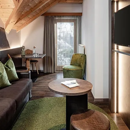 Boutique & Fashion Maciaconi - Gardenahotels 4*