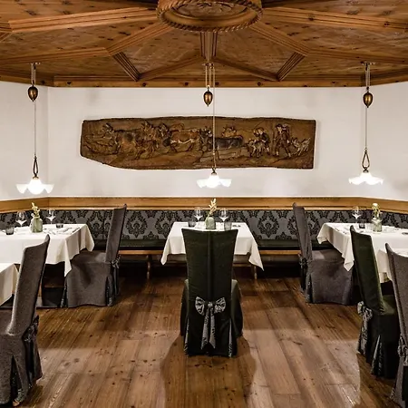 Boutique & Fashion Maciaconi - Gardenahotels 4*