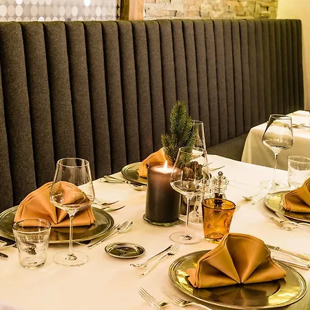 Boutique & Fashion Maciaconi - Gardenahotels Hotel Santa Cristina Val Gardena